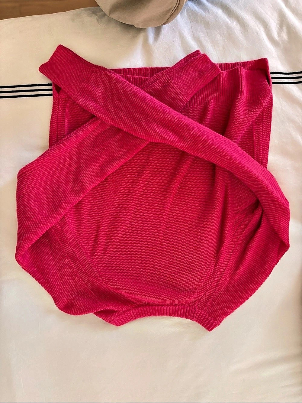 French Connection Mozart Crop Crew Neck Cotton Sweater in Bright Pink Size XS - Picture 4 of 4